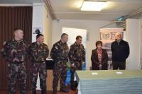 A határon szolgáló szolnoki katonáknak vitt ajándékot a megyei kormánymegbízott és Szolnok polgármestere